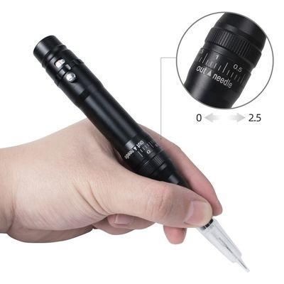 Máquina de corpo de tatuagem sem fio popular comprimento 136 * 20mm Microblading Máquina PMU sem fio para sobrancelha de cabelo fornecedor